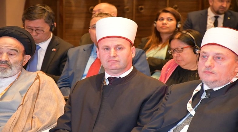 Kryetari i KMSH-së merr pjesë në Konferencën e Dialogut Ndërislam në Bahrein